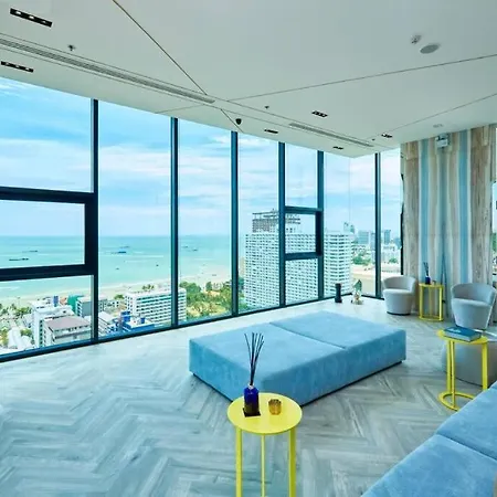 Sea View 2 Bed Room Condo At Central Pattaya